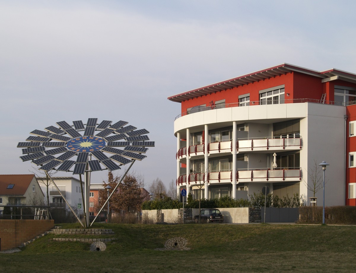 Solar-Power Schools
